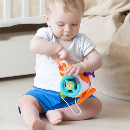 jouets-pour-bebe-fusee-motricite-accrue