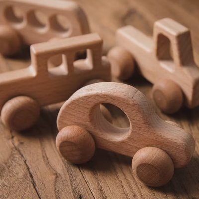 Voiture en bois