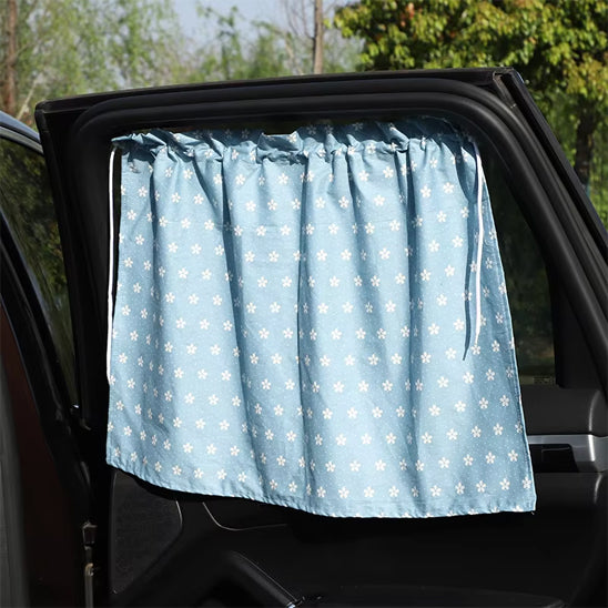 pare-soleil-voiture-bebe-fleurs-bleues-protection