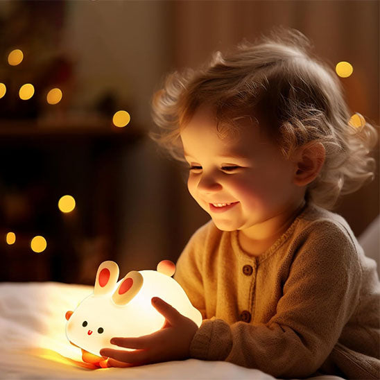 veilleuse-enfant-souriant